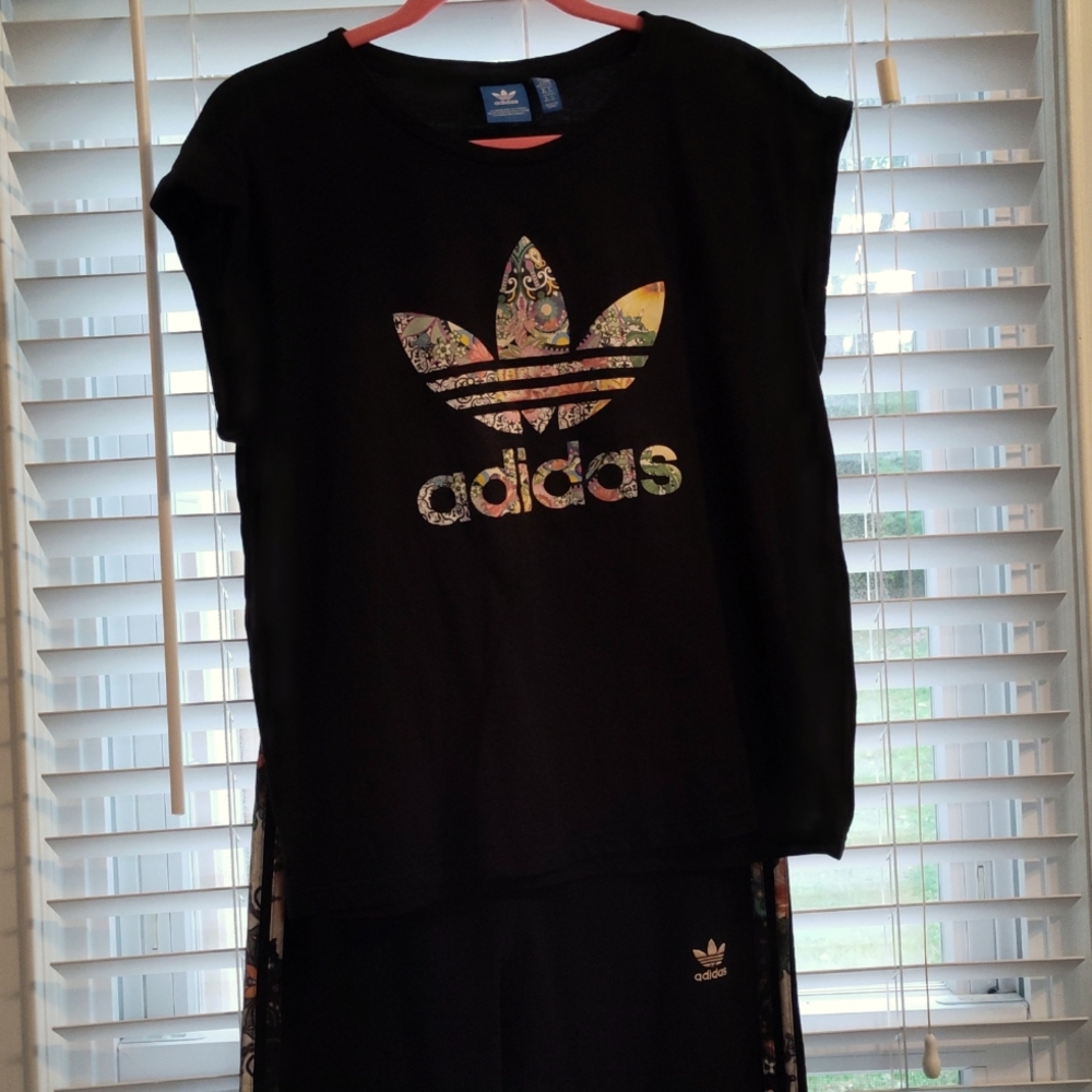 Adidas Shirt & Leggings 2 Piece Set Size Large Black